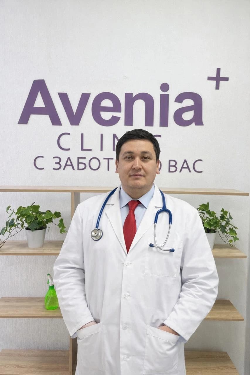 Сейтмуратов Руслан Касимбаевич — Главный врач, флеболог, ангиохирург, Avenia Clinic, Алматы